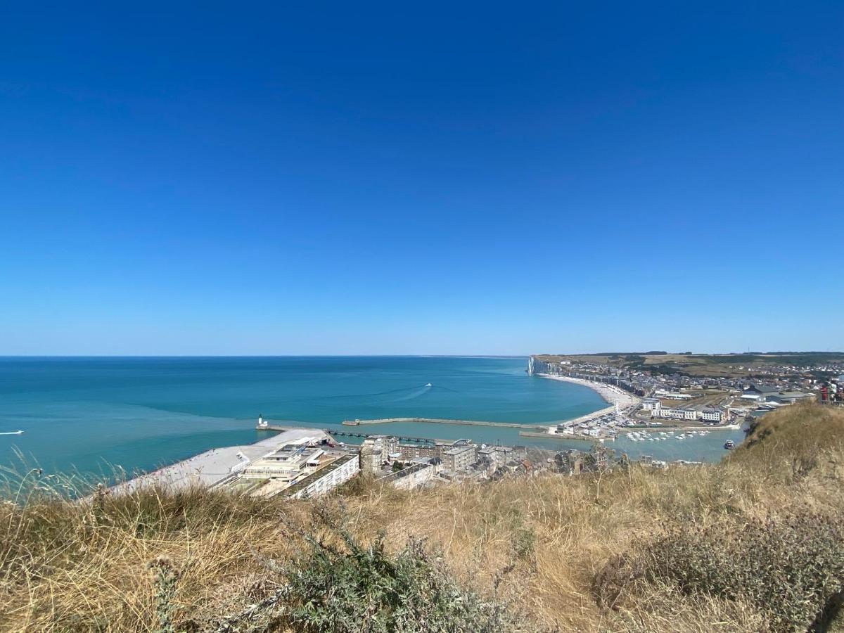 Bel Appartement Pour 2 Personnes Vue Laterale Sur Le Port Le Tréport Exterior foto